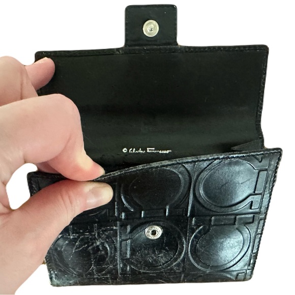 FERRAGAMO Bi-fold Wallet in Ganchini Leather - Picture 2 of 8